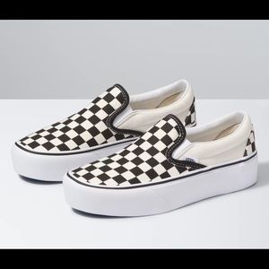 Vans Slip-On Checkered Platform Sneaker